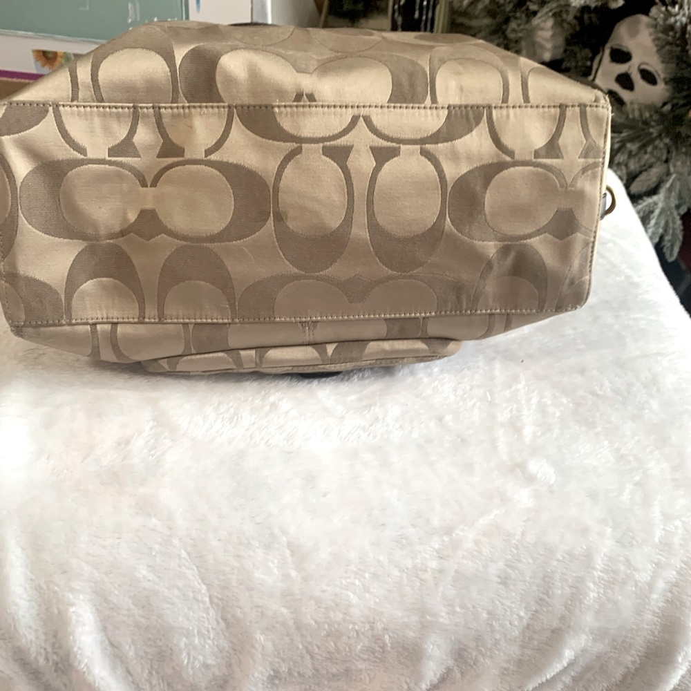 Coach Purse - Picture 2 of 6